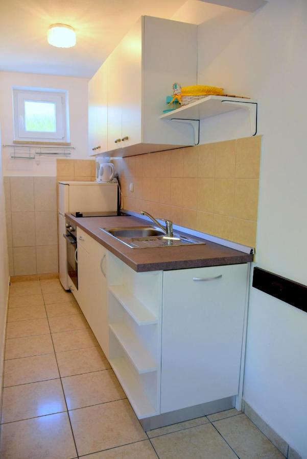 Miramar Gardenn Apartmment Banjol Exteriér fotografie