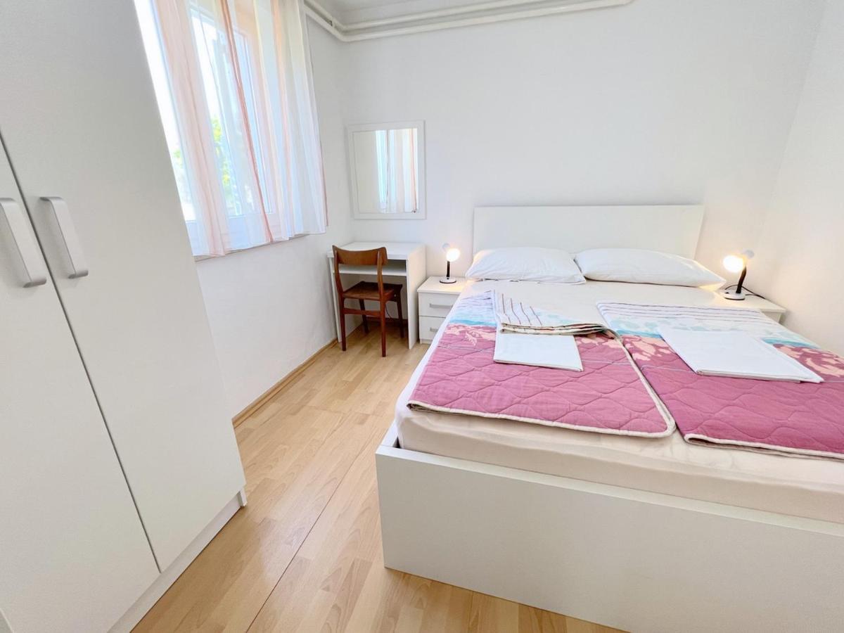 Miramar Gardenn Apartmment Banjol Exteriér fotografie