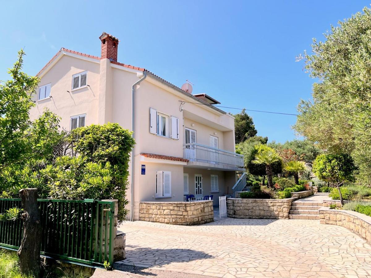 Miramar Gardenn Apartmment Banjol Exteriér fotografie