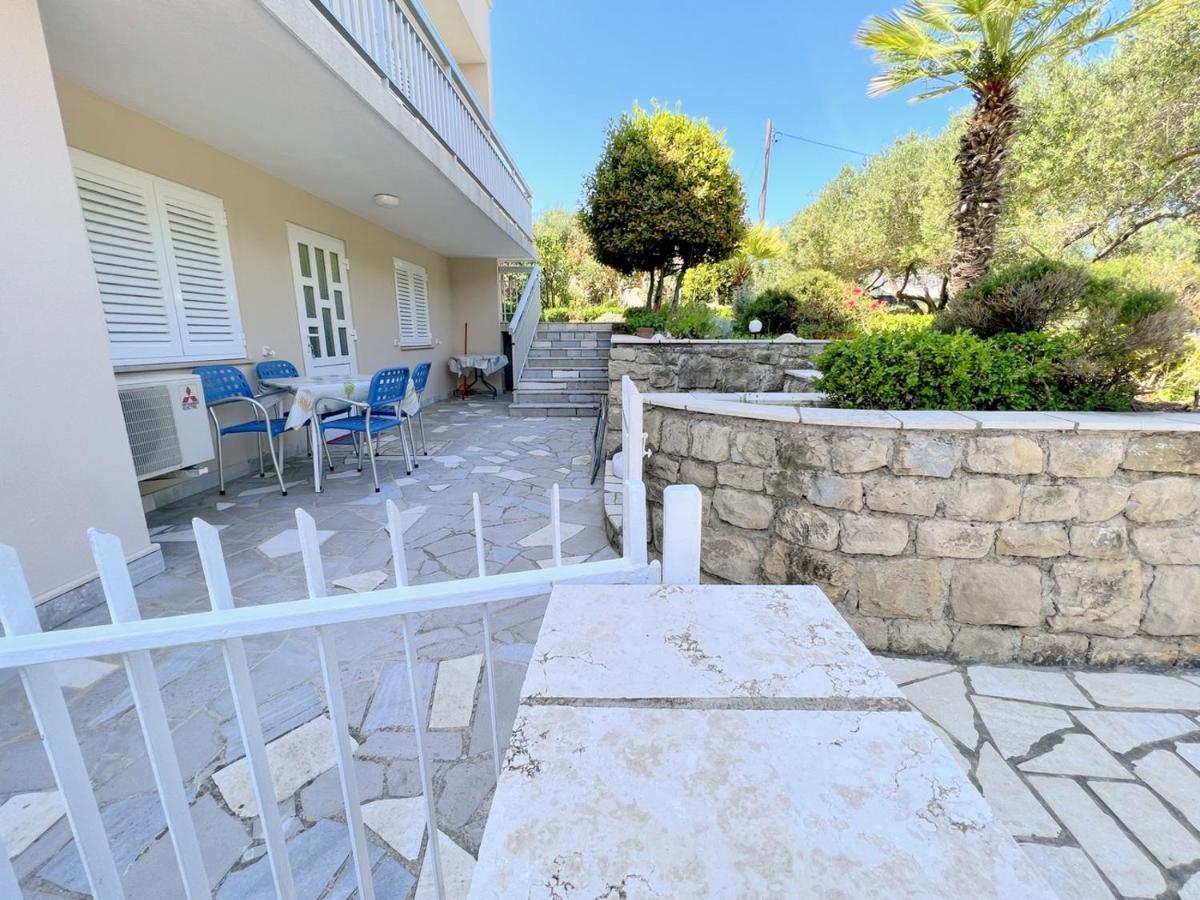 Miramar Gardenn Apartmment Banjol Exteriér fotografie